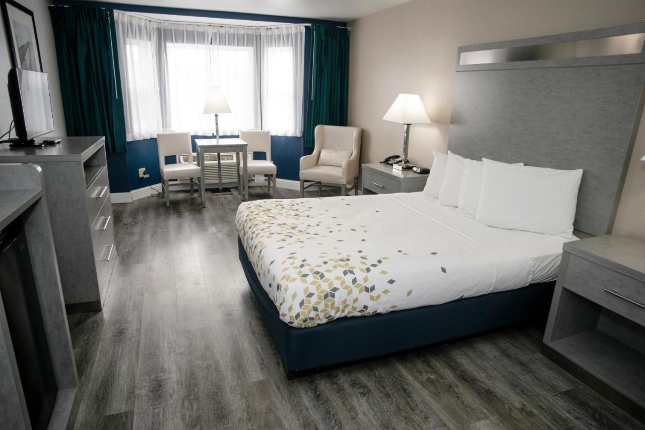 Anchor Beach Inn Кресънт Сити Екстериор снимка